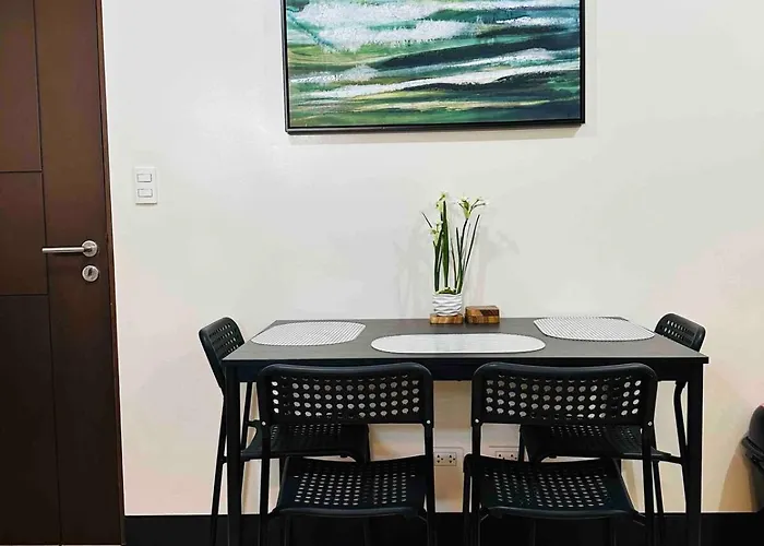 Minimalist 1br At Araneta City, Cubao Manila