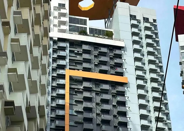 Minimalist 1br At Araneta City, Cubao