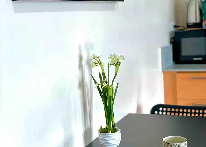 Minimalist 1br At Araneta City, Cubao Manila