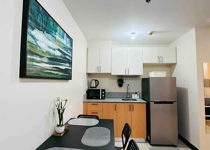 Minimalist 1br At Araneta City, Cubao *